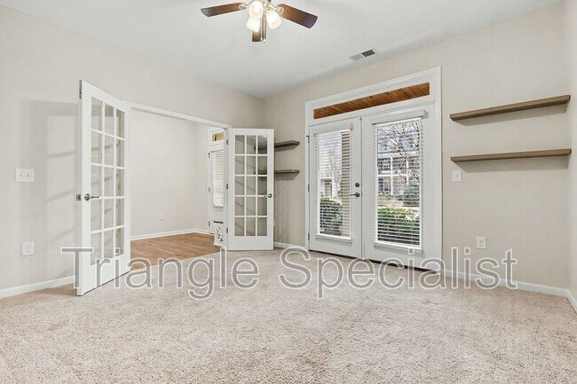 Photo - 512 Austin View Blvd