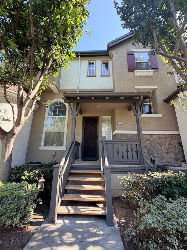 Building Photo - 2 bed 2.5 bath Condo in Camden Park