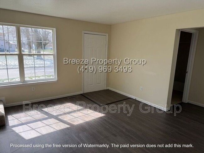 Building Photo - 501 Hope St