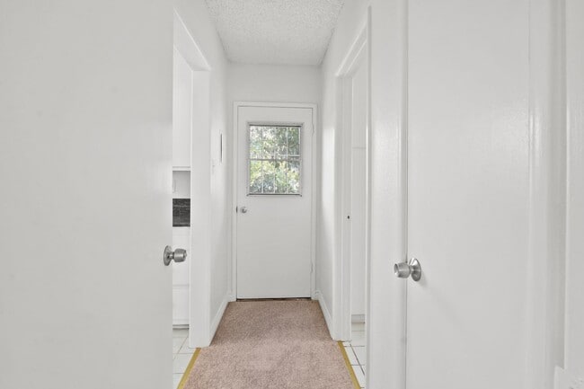 Photo - Rose Dr Duplex Unit 12409 Rose Dr
