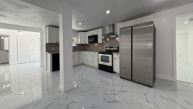 Photo - 2712 60th Ave N