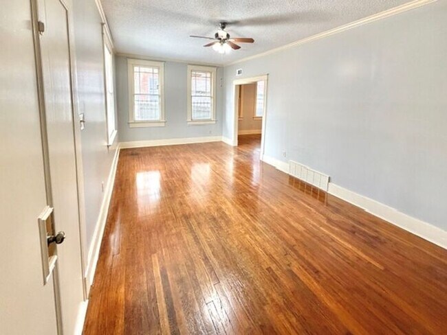 Now Leasing In Near Overton Park and Arts District- 4-bedroom 1.5 Bath Available Now!