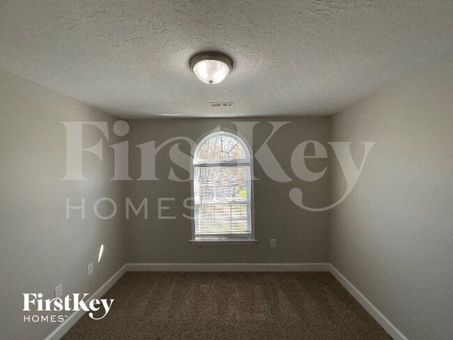 Photo - 113 Longwood Dr