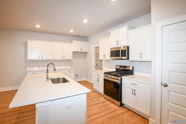 Photo - 12617 Whitcomb Cir