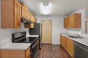 1 Bed 1 Bath Deluxe - 733 Sq Ft