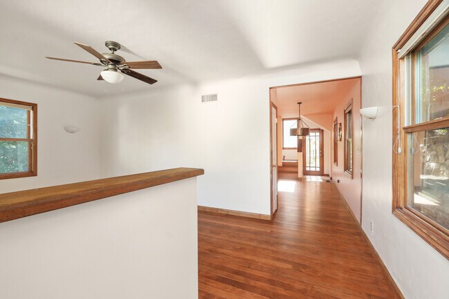 Photo - 3705 Fredonia Dr