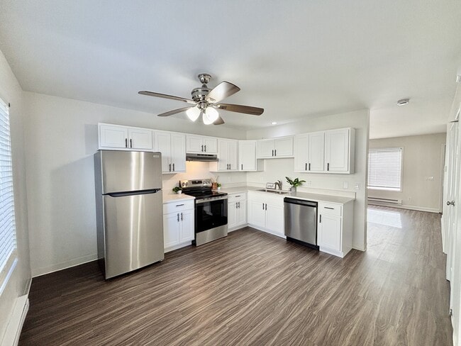 Photo - Sundale Townhomes