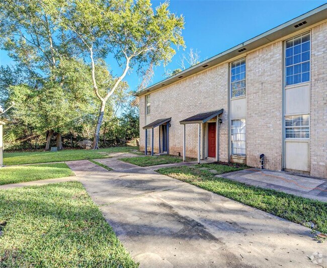 Building Photo - 1928 Avenue B Rental