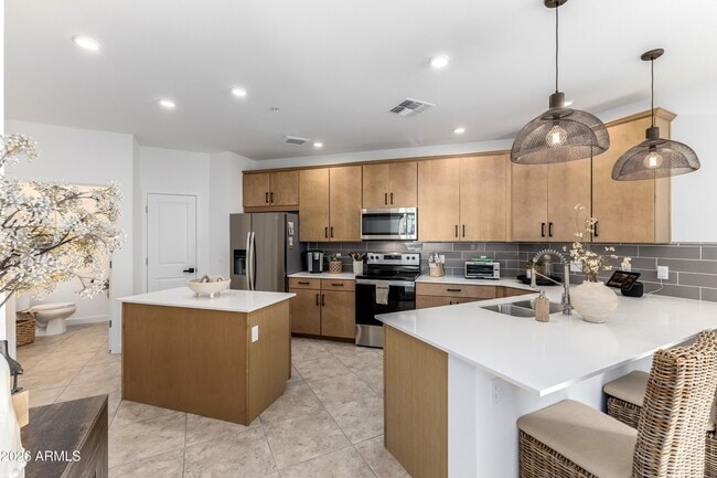 Building Photo - 2511 W Queen Creek Rd Unit 216