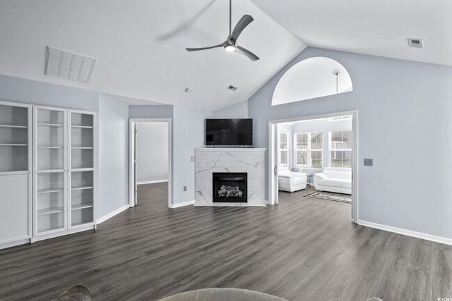 Photo - 168 Stonegate Blvd