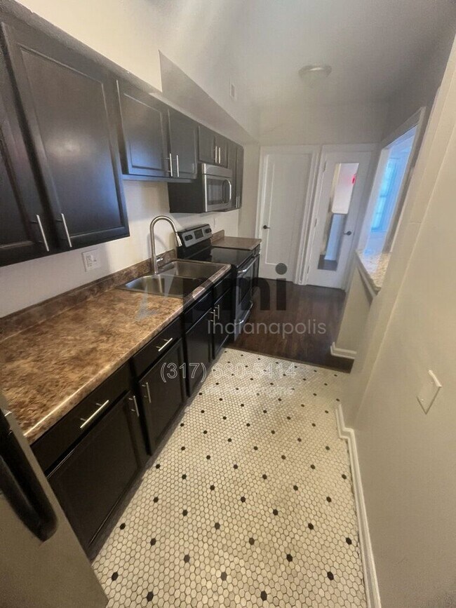 Photo - 1 W 28th St Unit 505