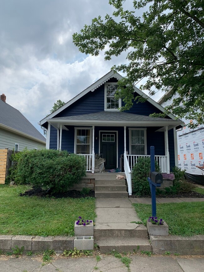 Photo - 1151 S Randolph St House