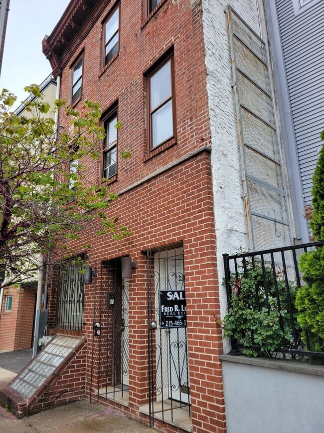 Photo - 225 Green St Unidad A