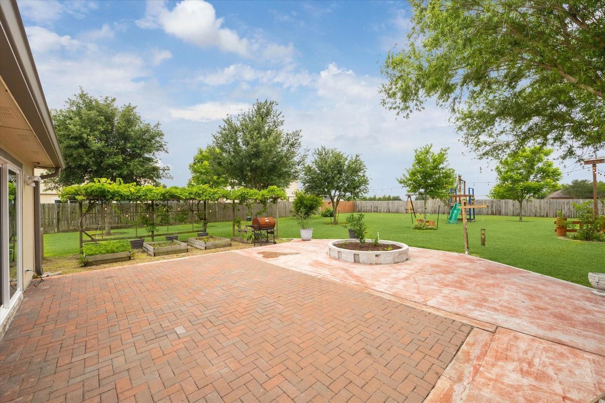 Photo - 3402 Fox Ct
