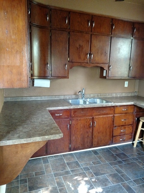 Photo - Main St Unidad 1024 1/2