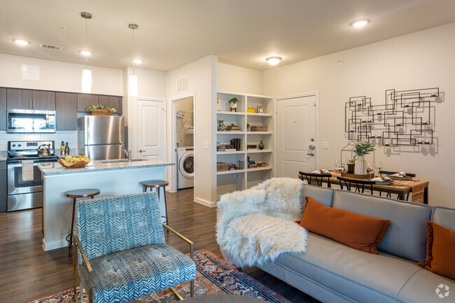2 BR, 2 BA 960 SF
