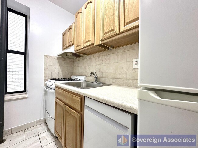 Photo - 610 W 150th St Unit 2H