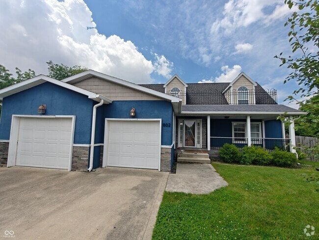 Building Photo - 802 Fern Dr Rental