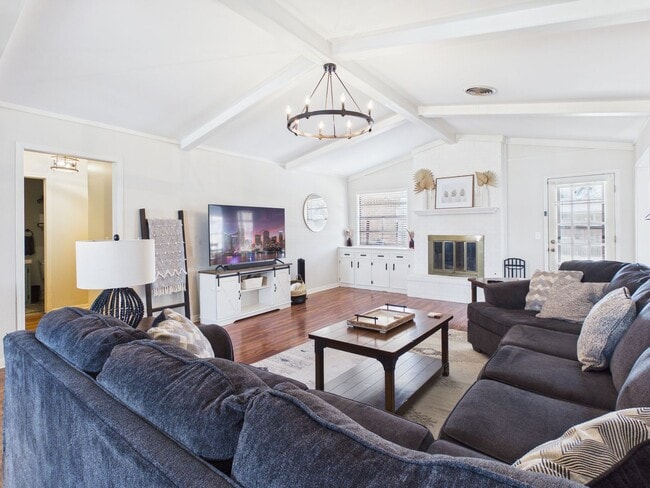 Photo - 7727 Cervin Dr