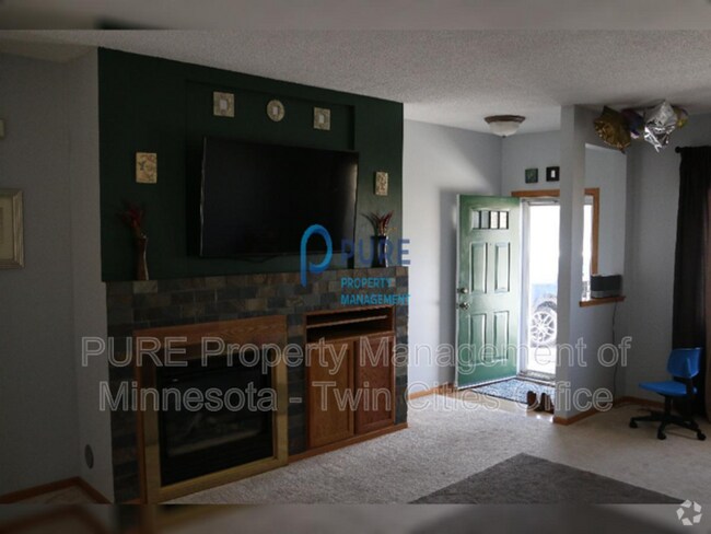 Building Photo - 3183 Juniper Ln Rental