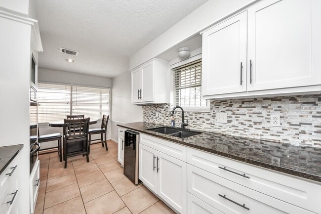Photo - 1415 Parry-Sound