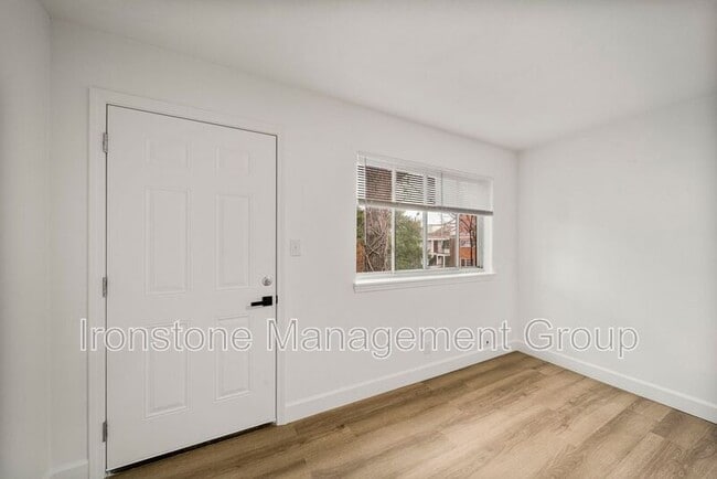 Photo - 4509 E 31st St
