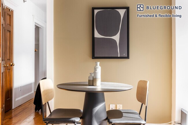 Photo - 14 Derne St Unidad FL5-ID829