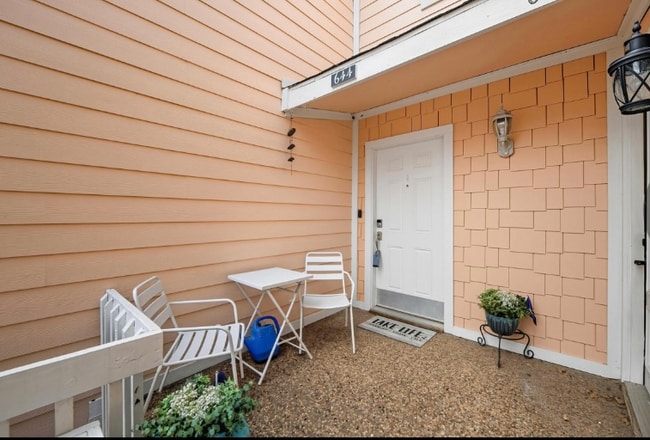Photo - 644 Harbor Dr