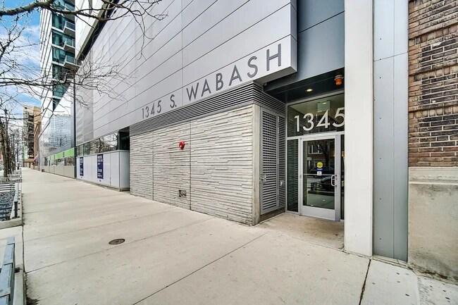 Photo - 1345 S Wabash Ave Unit 703