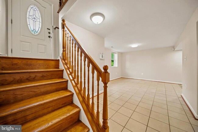 Photo - 4656 Evansdale Rd
