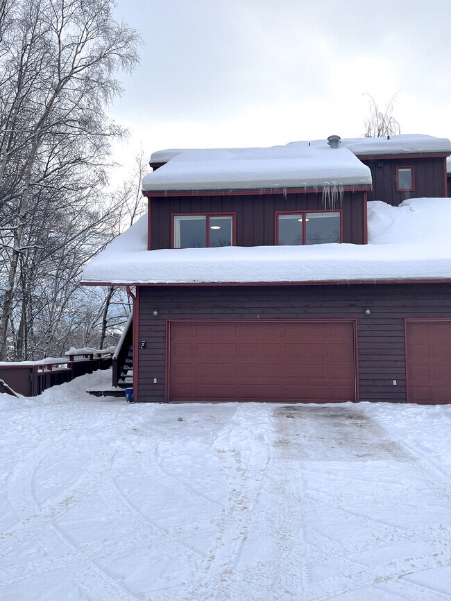 Photo - 1581 Nelchina St