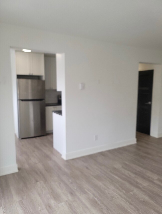 Photo - 70 Albert St Unit 21