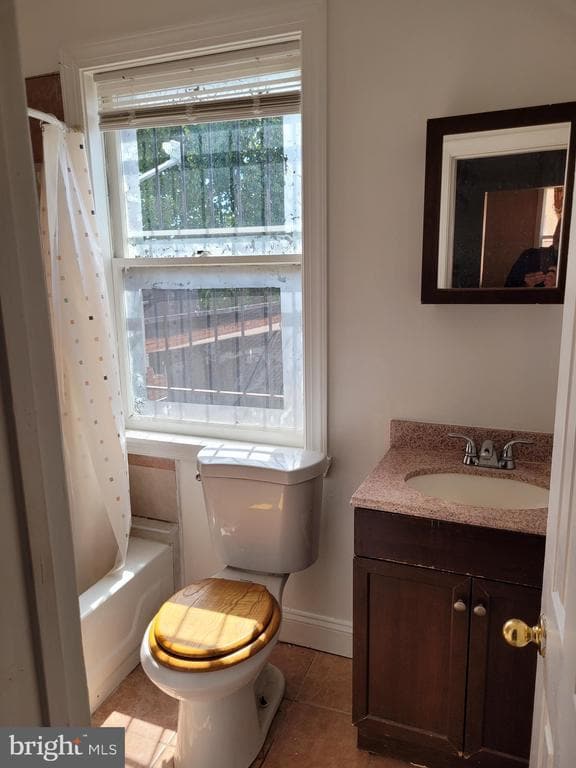 Photo - 1433 W Baltimore St