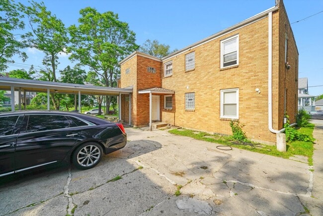 Building Photo - 420 Prospect Blvd Unit 1 n