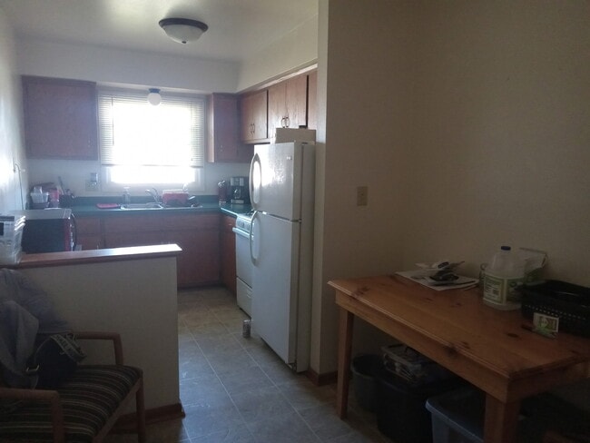 Photo - 628 E Monroe Ave Unit 1