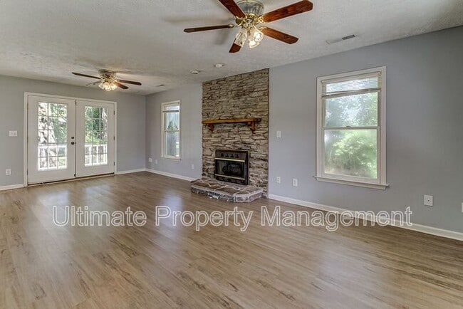 4614 Masonboro Loop Rd