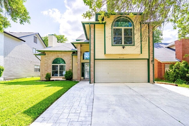 Spacious 4-Bedroom Rental in Autumn Ridge ... - Spacious 4-Bedroom Rental in Autumn Ridge ...