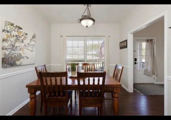 Photo - 5706 Amberside Ln