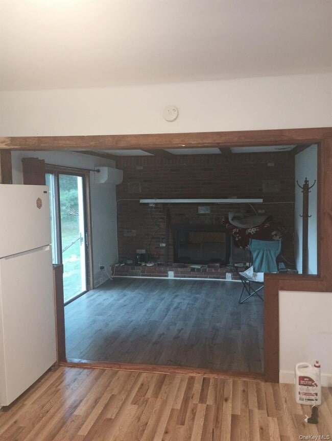 Photo - 370 Park Hill Rd