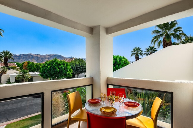 255 E Avenida Granada Unit 222