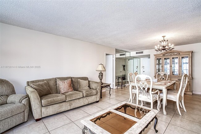 Photo - 18051 Biscayne Blvd Unit 1702