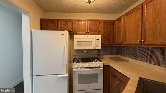 Photo - 4920 Dunbarton Rd Unit B