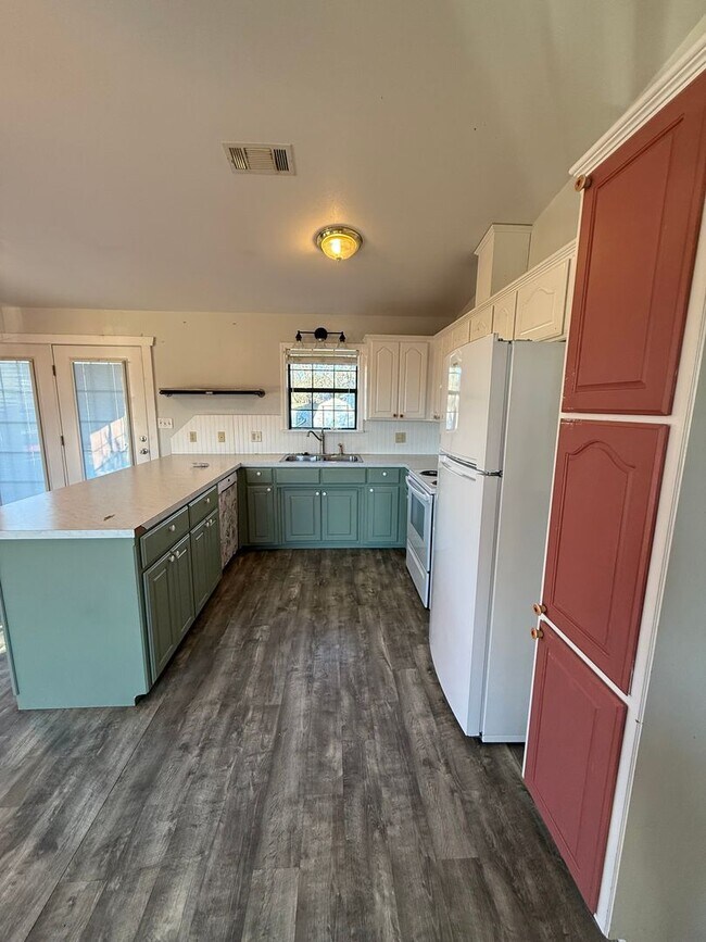 Photo - 404 S 7th Ave