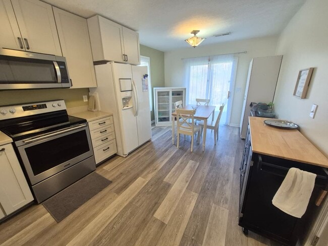 Photo - 40 Nicole Dr