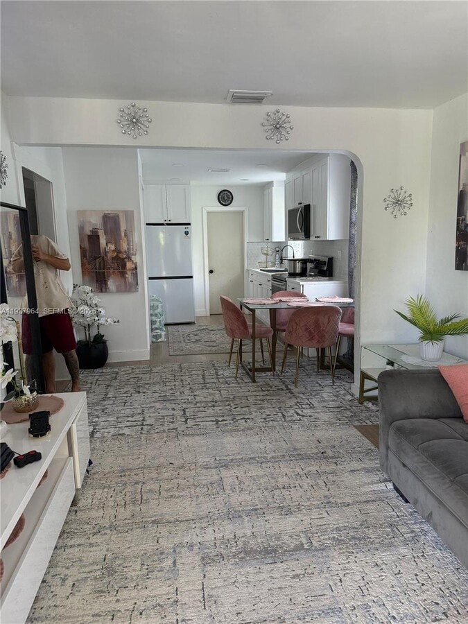 Photo - 5028 NW 3rd Ave