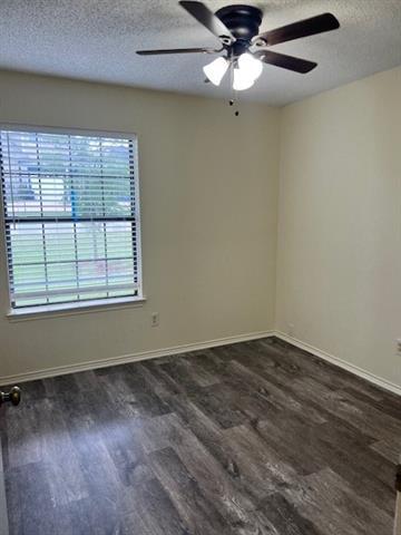 Photo - 705 Hartman St