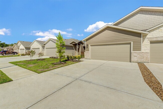 Photo - 9848 Grosbeak Ln