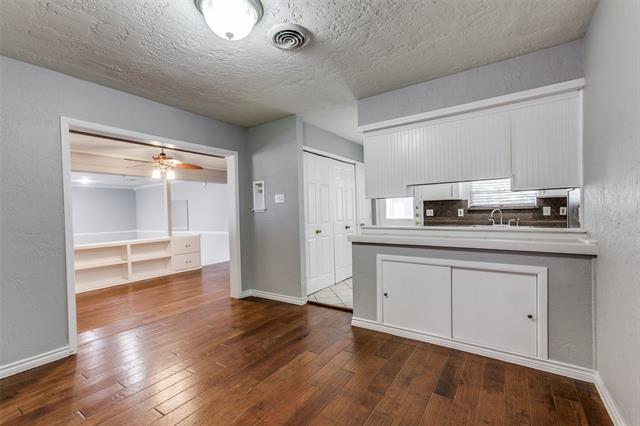 Photo - 205 Valencia Dr