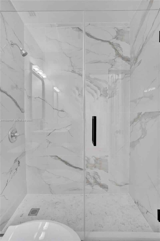 Photo - 1960 SW 68th Way