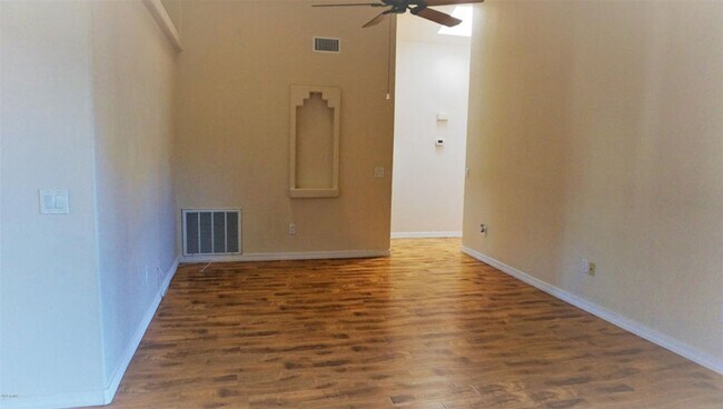 Photo - 4408 La Corte Dr Casa